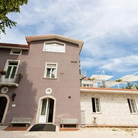 Tenuta Fanelli Bed & Breakfast *
